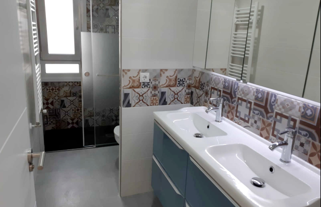 Bathroom reform in Vitoria