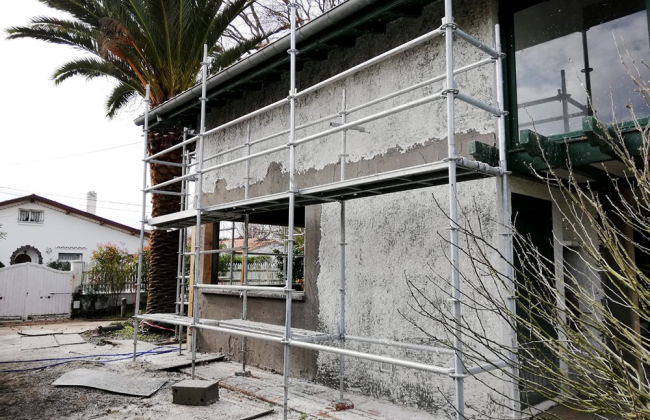 Restoration of facades of a villa in Anglet. Basque Coast.
