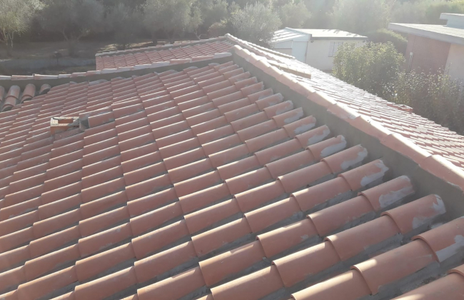 Roof renovation in Algorta.